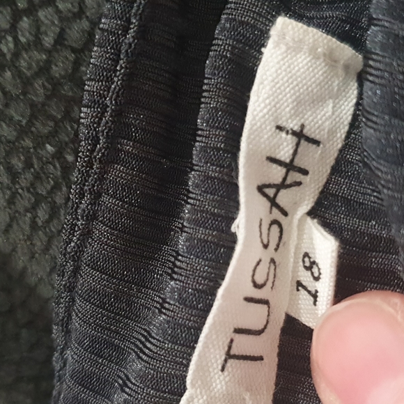 Tussah Size 18 Dark Grey Evening Dress - Picture 6 of 10